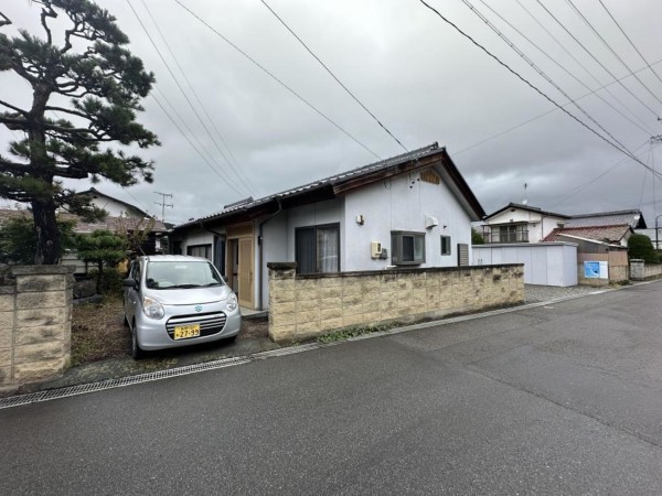 南佐久郡佐久穂町大字高野町、中古一戸建ての画像です