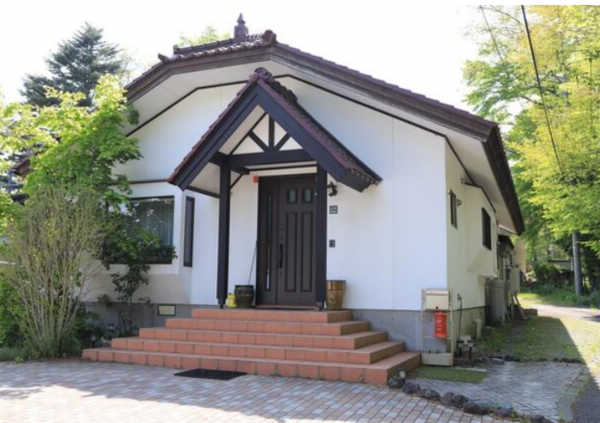 北佐久郡軽井沢町大字長倉、土地の画像です