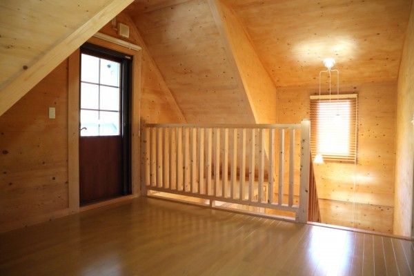 北佐久郡軽井沢町大字長倉、中古一戸建ての画像です