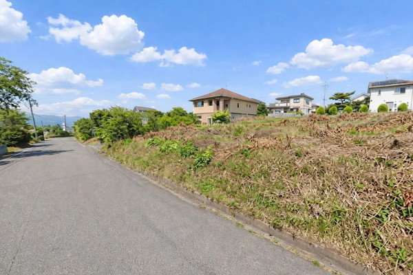 北佐久郡御代田町大字御代田、土地の画像です