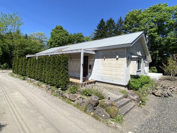 北佐久郡軽井沢町大字発地、中古一戸建ての画像です