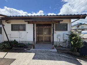 佐久市下越、中古一戸建ての画像です