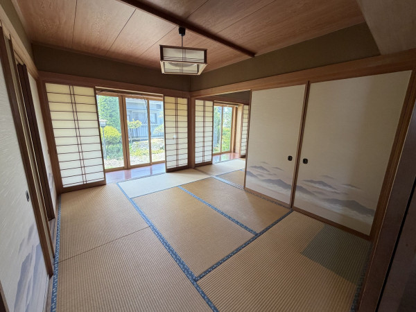 佐久市下越、中古一戸建ての画像です