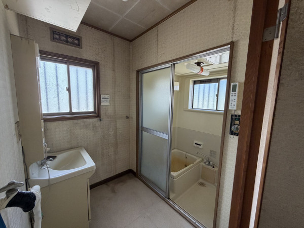佐久市下越、中古一戸建ての画像です
