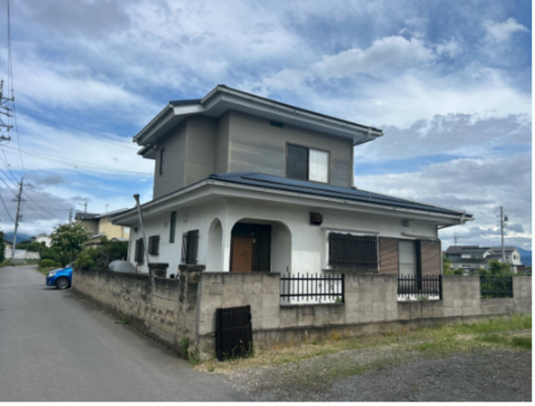 佐久市横和、中古一戸建ての画像です