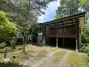 北佐久郡軽井沢町大字長倉、中古一戸建ての画像です
