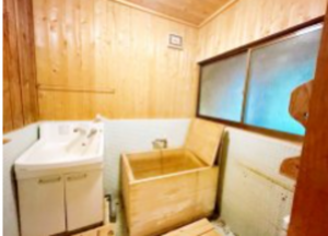北佐久郡軽井沢町大字長倉、中古一戸建ての画像です