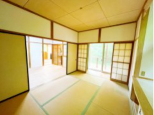 北佐久郡軽井沢町大字長倉、中古一戸建ての画像です