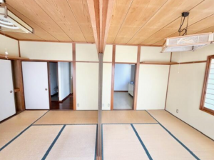 北佐久郡軽井沢町大字長倉、中古一戸建ての画像です