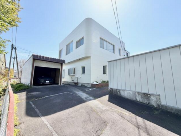 北佐久郡軽井沢町大字長倉、中古一戸建ての画像です