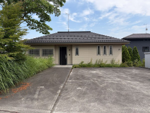 北佐久郡軽井沢町大字長倉、中古一戸建ての画像です