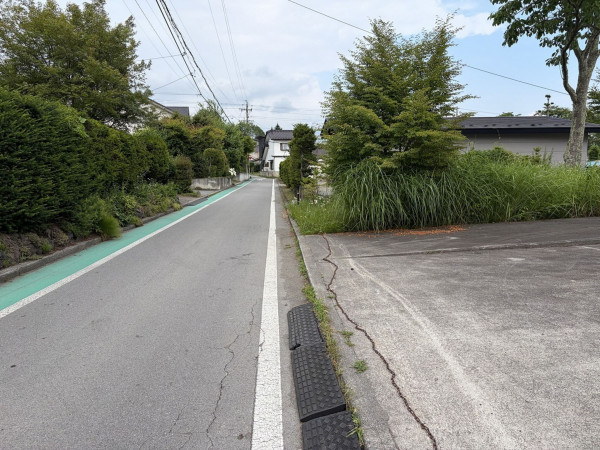 北佐久郡軽井沢町大字長倉、中古一戸建ての画像です