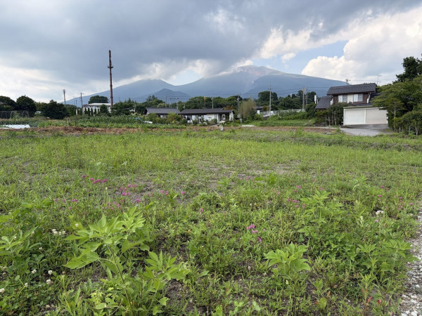 北佐久郡軽井沢町大字長倉、土地の画像です