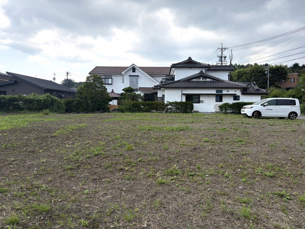 北佐久郡軽井沢町中軽井沢、土地の画像です