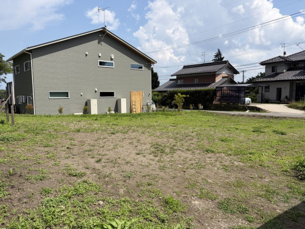 北佐久郡軽井沢町大字長倉、土地の画像です