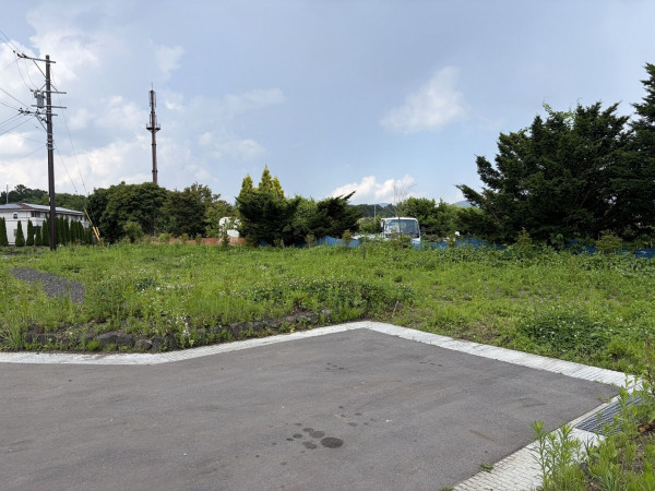 北佐久郡軽井沢町大字長倉、土地の画像です