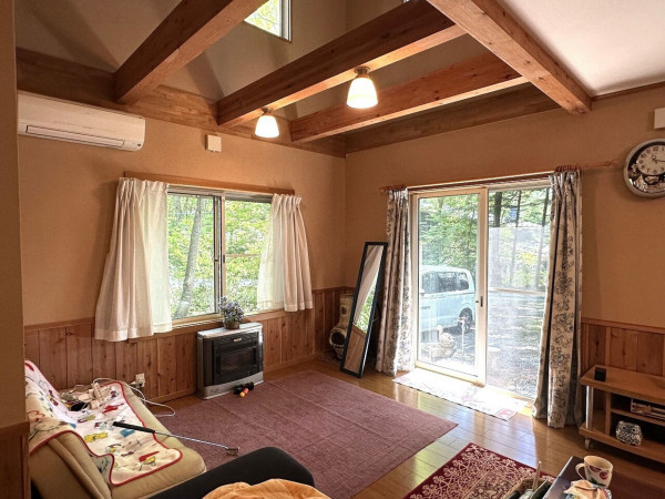 北佐久郡軽井沢町大字追分、中古一戸建ての画像です