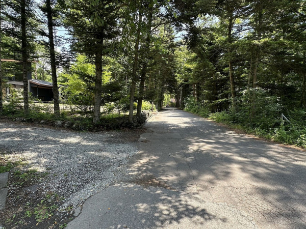 北佐久郡軽井沢町大字追分、中古一戸建ての画像です