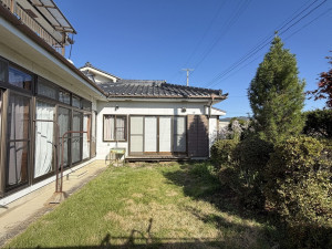 佐久市鍛冶屋、中古一戸建ての画像です
