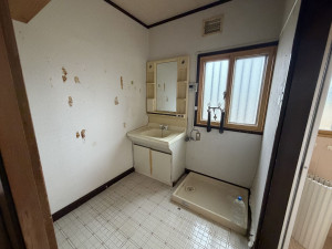 佐久市鍛冶屋、中古一戸建ての画像です