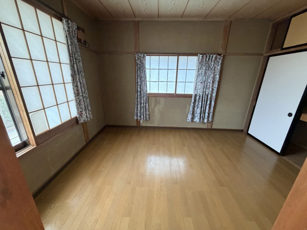 佐久市鍛冶屋、中古一戸建ての画像です