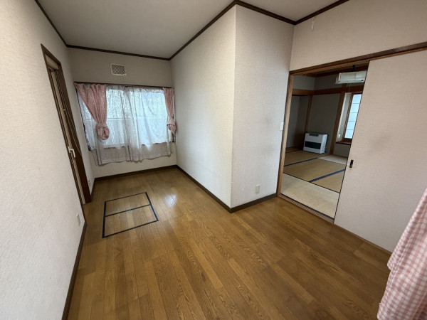佐久市鍛冶屋、中古一戸建ての画像です