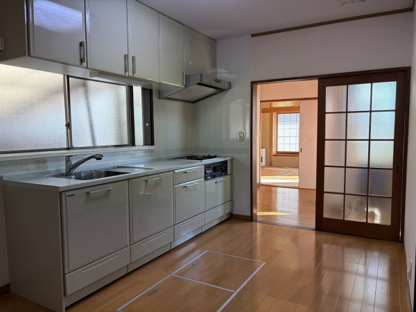 佐久市鍛冶屋、中古一戸建ての画像です