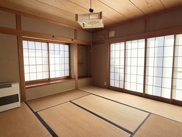 佐久市鍛冶屋、中古一戸建ての画像です