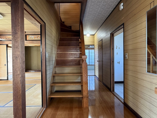 佐久市鍛冶屋、中古一戸建ての画像です