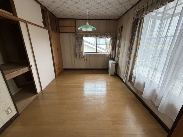 佐久市鍛冶屋、中古一戸建ての画像です