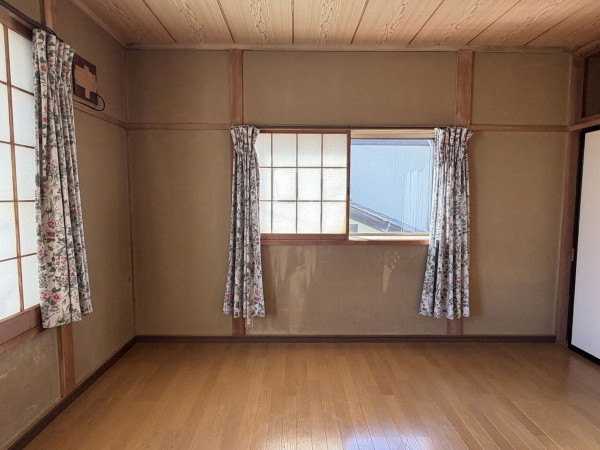 佐久市鍛冶屋、中古一戸建ての画像です