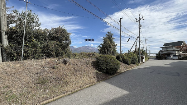 小諸市、中古一戸建ての画像です