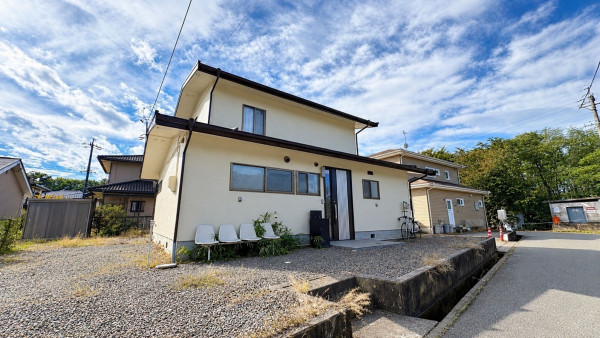 小諸市、中古一戸建ての画像です