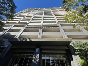 大津市におの浜、マンションの外観画像です