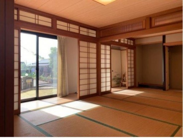 大津市日吉台、中古一戸建ての内装画像です