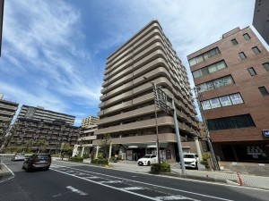 草津市野路、マンションの画像です