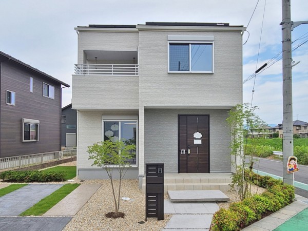 草津市新浜町、新築一戸建ての画像です