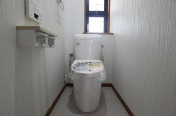 草津市西渋川、中古一戸建ての画像です