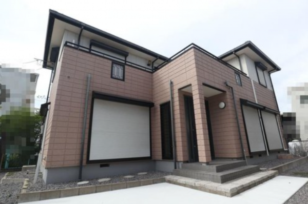 草津市西渋川、中古一戸建ての画像です