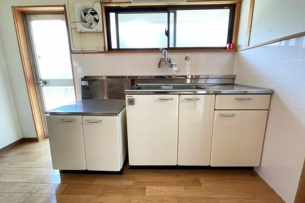 草津市草津、中古一戸建ての画像です