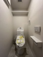大津市西の庄、マンションの画像です