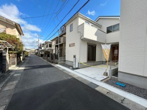 草津市平井、新築一戸建ての画像です