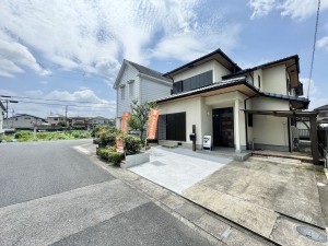 草津市新浜町、中古一戸建ての画像です