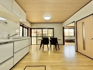 草津市新浜町、中古一戸建ての画像です