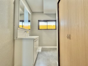 草津市新浜町、中古一戸建ての画像です