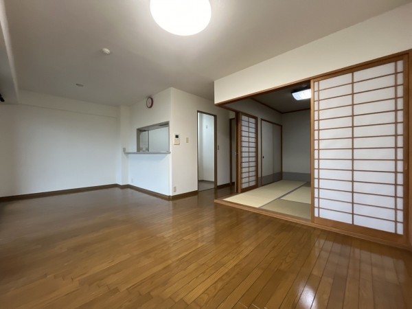 大津市松山町、マンションの画像です