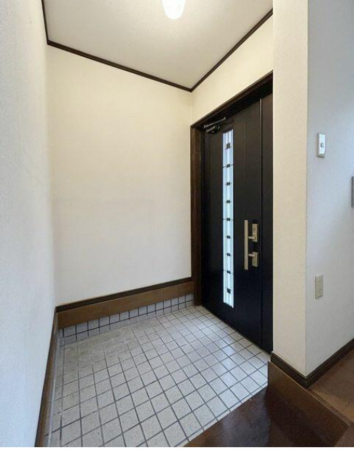大津市島の関、中古一戸建ての画像です