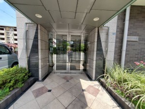 大津市唐橋町、マンションの画像です