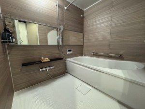 大津市大萱、マンションの画像です