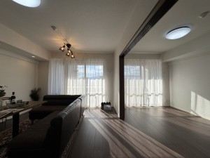 大津市大萱、マンションの画像です